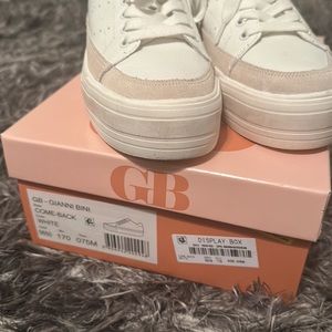 Gianni Bini GB Come Back size 7 1/2 NEW IN BOX